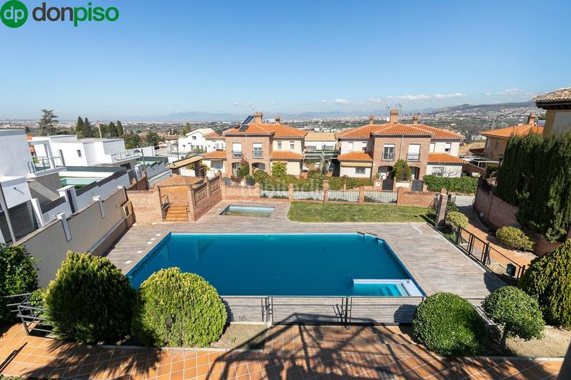 Foto ee42be69-ae00-400e-b444-0f8b3d7202a6. Casa en ramon j.sender 1 el hogar que estabas buscando!!! aquí está!!! en la zubia. en Zubia (La)
