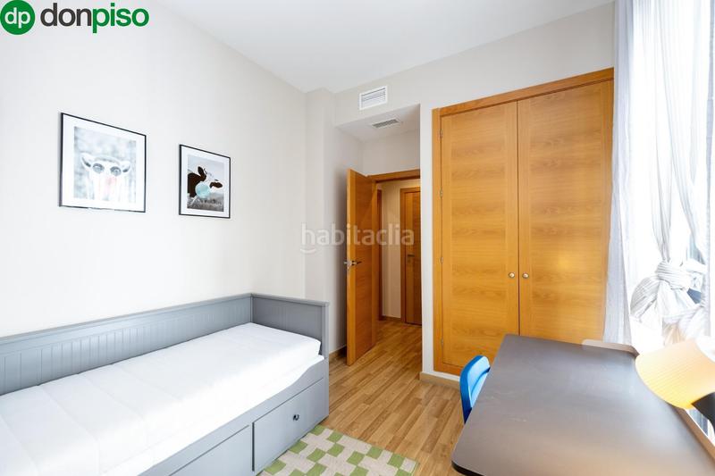 Foto 52139b7c-9ba4-4b9e-8a89-e25745d1ee79. Attico con parcheggio piscina in Campus de la Salud Armilla