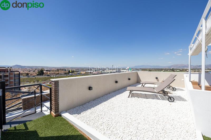 Foto 90bbf249-734e-474c-81f4-2466fa995c73. Attico con parcheggio piscina in Campus de la Salud Armilla