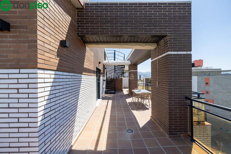 Foto 9c43d569-b06c-415e-a7cf-3eeed82f1ef1. Attico con parcheggio piscina in Campus de la Salud Armilla