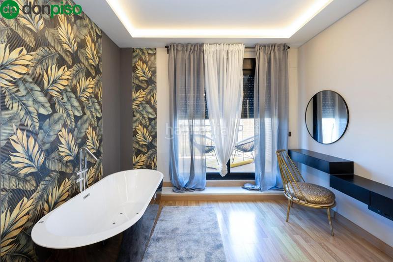 Foto a0815c68-c1c6-4f06-8dd7-5f1e4fe1c669. Attico con parcheggio piscina in Campus de la Salud Armilla