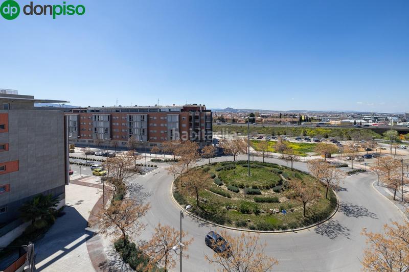 Foto bc1f53ce-d52a-47ce-9863-e70b9a96e9e9. Attico con parcheggio piscina in Campus de la Salud Armilla