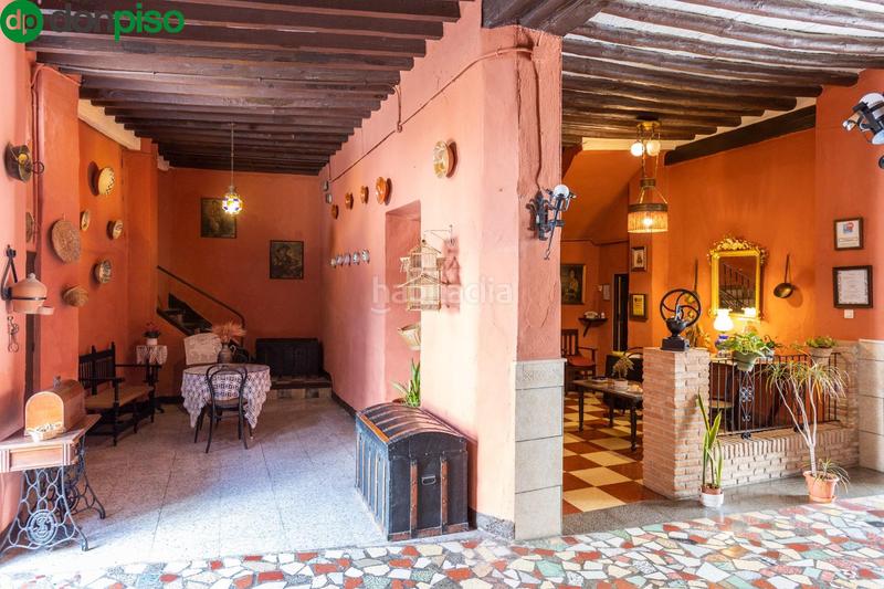 Foto 18338f1b-b701-4597-9d27-6f5bbe1223f9. Edifici a calle cristo 68 a Centro Salobreña