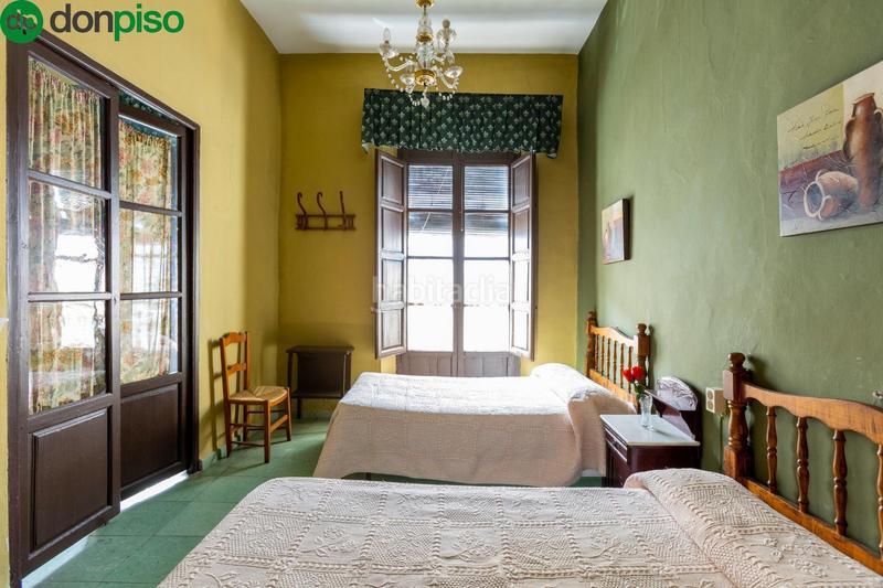 Foto 3f5adc26-876e-45e1-b943-6f5f3882e139. Edifici a calle cristo 68 a Centro Salobreña