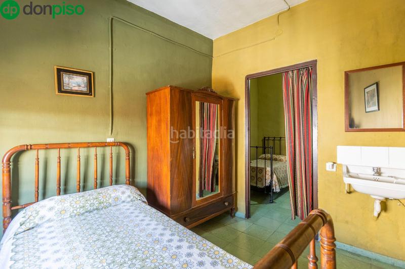 Foto 6b98fb73-6881-4eca-928e-16b8f0d199fd. Edifici a calle cristo 68 a Centro Salobreña