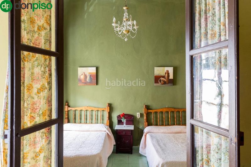 Foto 79e7bd48-6204-4a22-ac18-c02dcf22a1b9. Edifici a calle cristo 68 a Centro Salobreña