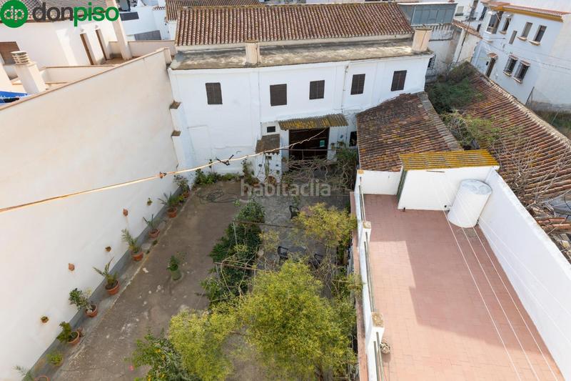 Foto a6e275b3-2dca-4318-907a-e644bb07ac79. Edifici a calle cristo 68 a Centro Salobreña