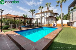 Xalet  Calle avda monteluz. Se vende espectacular chalet en monteluz