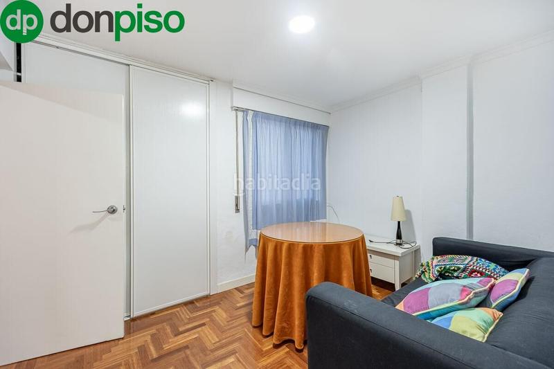 Foto cfc0510f-88fa-43da-b0c4-9e9a42713d2c. Piso magnifico piso muy luminoso de 155 m2 en Pajaritos! en Granada