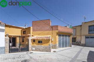 Masia  Calle herradura. Bonita casa cueva con garaje en pleno centro de guadix.