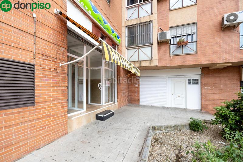 Foto 0b714026-6817-41c6-a06c-c042393a7016. Local comercial a parque nueva Granada Granada