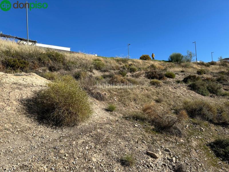 Foto 54137e50-3aad-46b0-b686-ce3a45dba95e. Terrain résidentiel dans calle rio cubillas 68 dans Zubia (La)