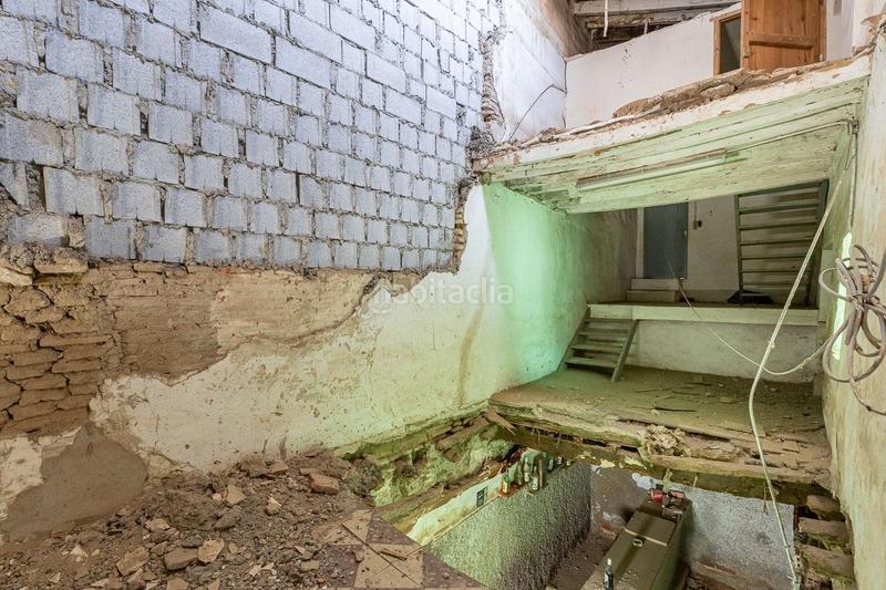 Foto 09ed347b-e7ae-4d73-9e62-7dbaa497dced. Casa amb aparcament a Guadix