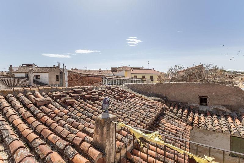 Foto 5ea70a8f-9883-4292-b2fb-d90d912f82e3. Casa amb aparcament a Guadix