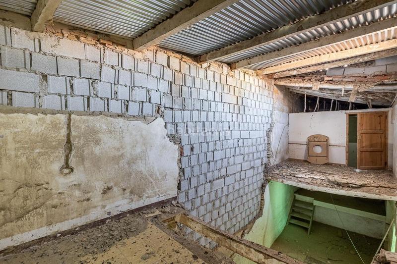 Foto 6e614df9-91aa-4119-a6eb-32549f6f0d0e. Casa amb aparcament a Guadix