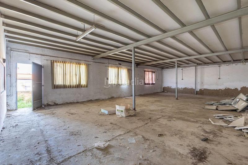 Foto ef9ec0c1-dd5e-47e7-b279-87d563028987. Casa amb aparcament a Guadix