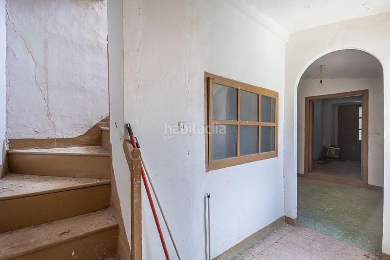 Foto fec68ea8-23cc-42fa-83af-2580a17f3c10. Casa amb aparcament a Guadix