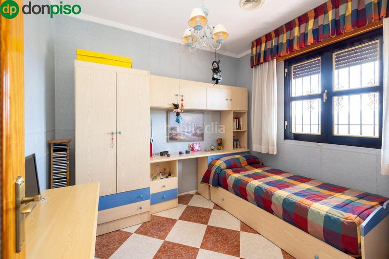 Foto d6e213a7-7b9e-4510-950c-6b188e68e645. Casa espectacular casa independiente con piscina en Atarfe