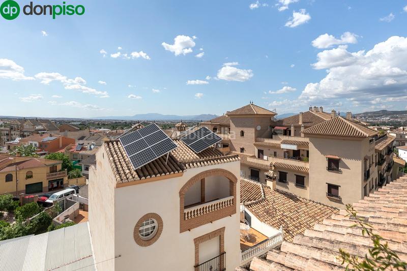 Foto 8d06e391-00fd-43e8-b8c3-b72eb12a4671. Àtic amb calefacció aparcament a La Zubia Ciudad Zubia (La)