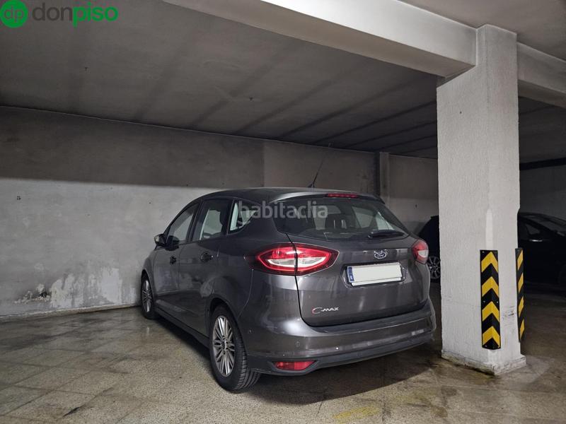 Foto 736b81a3-2843-4573-8cc3-d1520d10c263. Aparcament cotxe a Centro - Sagrario Granada