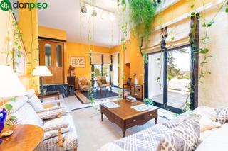 Xalet  Calle zorahaida. Exclusiva vivienda en el serrallo con jardín, apartamento indepe