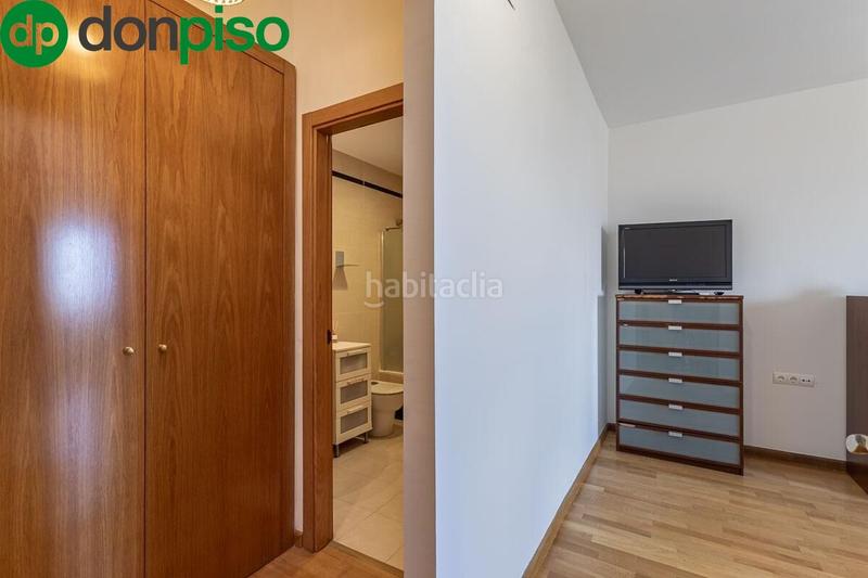 Foto 11ea1f77-43bb-4d25-8684-dd4069208073. Piso en calle corona boreal 14 precioso piso a la entrada en Jun