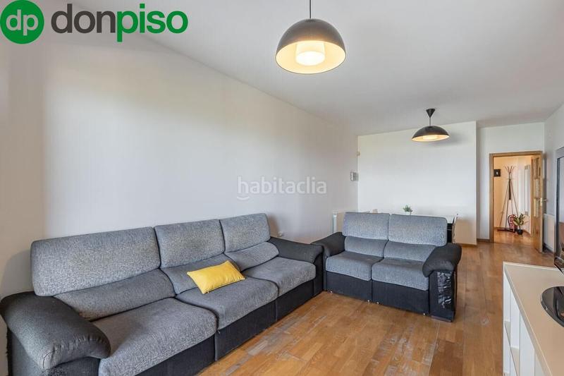Foto 77da817f-e348-44ca-807f-a3187962cb07. Piso en calle corona boreal 14 precioso piso a la entrada en Jun