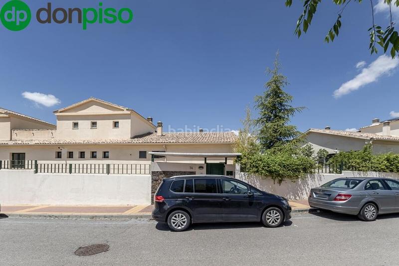 Foto 7a0345d3-ca6b-4826-b89a-1c5becfb3ca3. Piso en calle corona boreal 14 precioso piso a la entrada en Jun