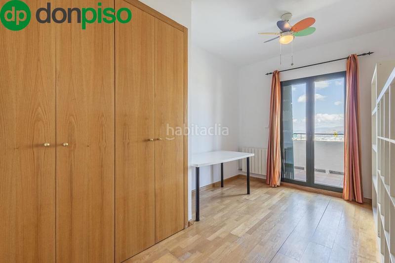 Foto cfc7c623-1f47-4efd-9b66-22e365604252. Piso en calle corona boreal 14 precioso piso a la entrada en Jun