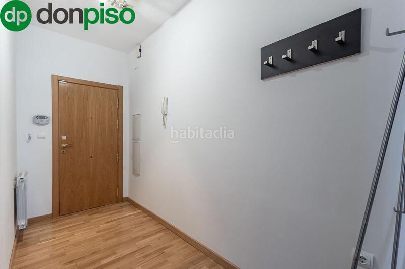 Foto ebb4753c-985a-4bd1-84de-52ed93910891. Piso en calle corona boreal 14 precioso piso a la entrada en Jun