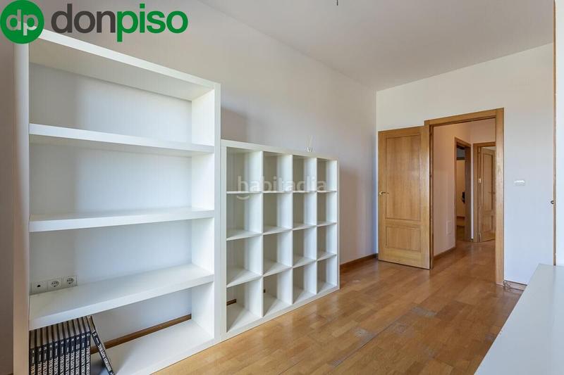 Foto fd2986d0-6af5-4e63-a08b-eb7f213570cd. Piso en calle corona boreal 14 precioso piso a la entrada en Jun