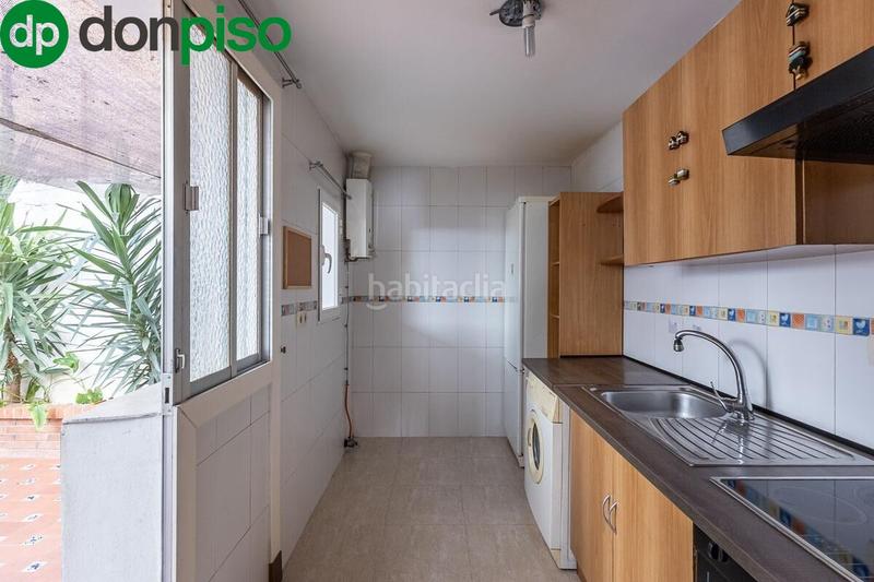 Foto 5971ac31-222d-4cb2-84a5-452cf1081e36. Casa adossada a Poniente Armilla