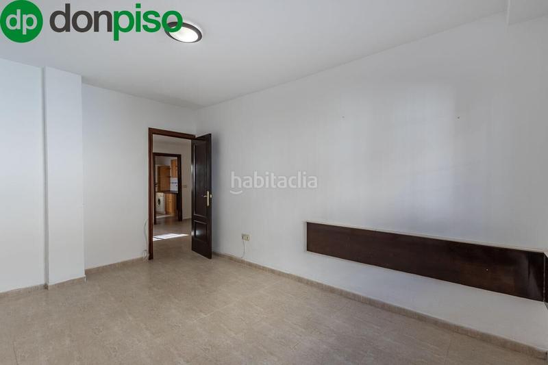 Foto 7831e1cb-ebee-4613-b36c-7e5c790c8464. Casa adossada a Poniente Armilla
