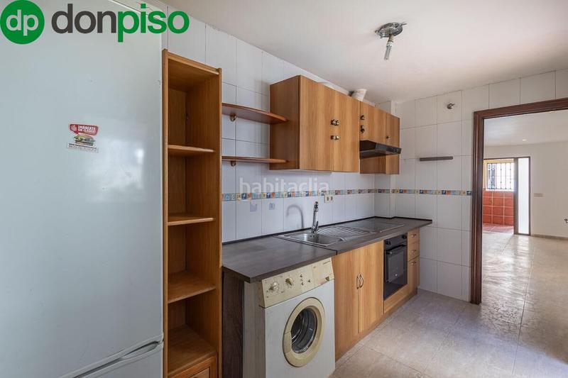 Foto 94401df0-459e-43b1-a02d-ced7d5b0953d. Casa adossada a Poniente Armilla