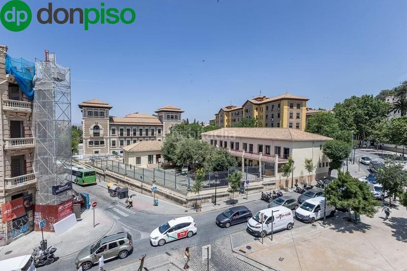 Foto 0e28863b-c84d-4690-8e68-7ef718dd3f7e. Casa a schiera in plaza del triunfo 18 in Centro - Sagrario Granada