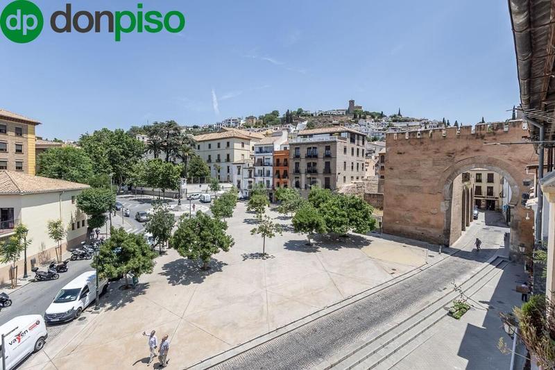 Foto aff57d62-3312-4a7e-8d8f-562111d4b280. Casa a schiera in plaza del triunfo 18 in Centro - Sagrario Granada
