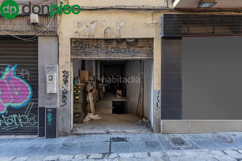 Foto adb24739-cd89-4fb6-8e83-f318e5225f19. Local comercial local de 2 plantas en Centro - Sagrario Granada