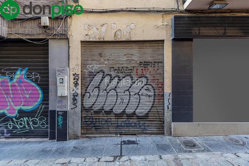 Foto d0f7d53c-0748-49be-a5f7-89f116d5123f. Local comercial local de 2 plantas en Centro - Sagrario Granada