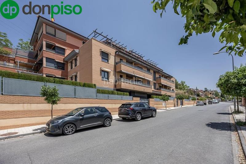 Foto a8a704dc-4670-451e-af7c-d37883707f2b. Pis a calle dinamarca 5 a Huétor Vega