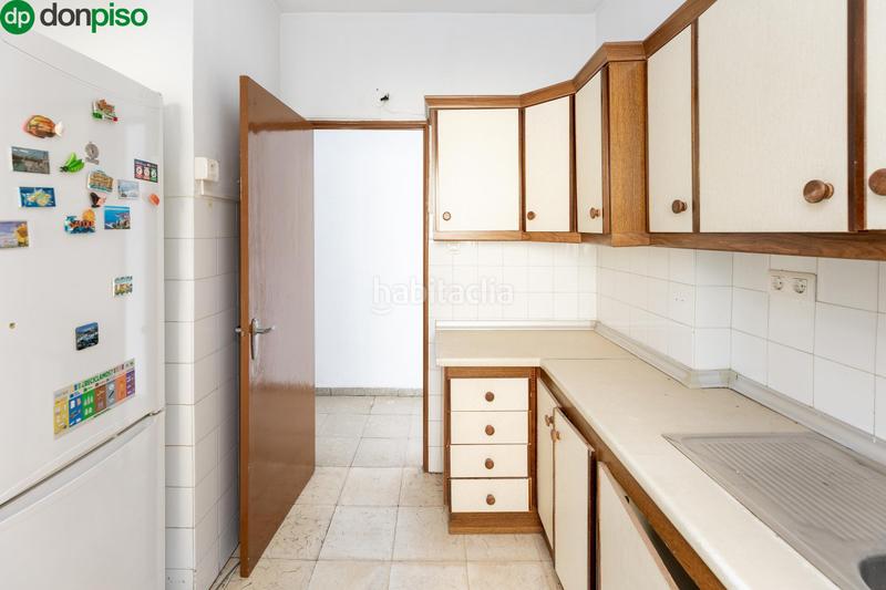 Foto 25fa3650-4832-41db-9458-73fa0bb7173d. Ático en calle agustina de aragón ático con terraza y vistas en el corazón barrio figares en Granada