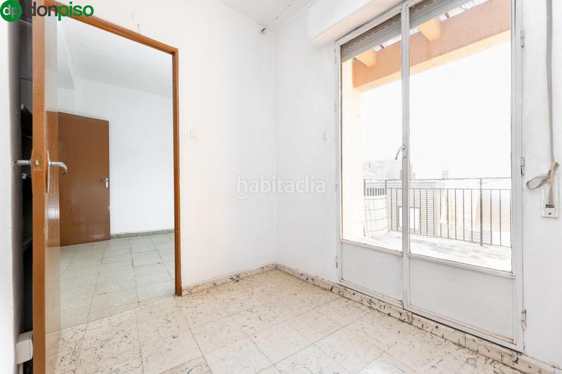 Foto 65f8797e-6e28-449f-a99f-fb775b3efc66. Ático en calle agustina de aragón ático con terraza y vistas en el corazón barrio figares en Granada