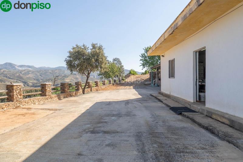 Foto ab1776d5-b357-44a4-83d1-1cf2ff02564a. Finca rústica a calle los chaparros 91 a Dúdar
