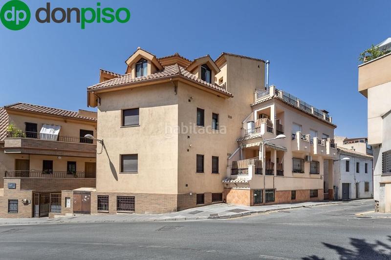 Foto 688a7e15-e228-4574-a4b4-4801e1463271. Piso en calle molinillo 1 piso de 3 dormitorios en zona baja del bariio en Monachil
