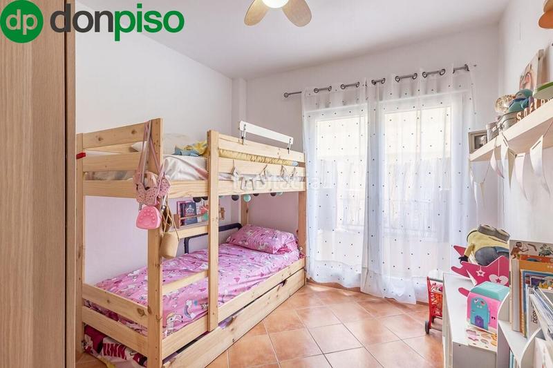 Foto 6e7cf35d-e0ba-4129-b4e3-c26ae80e090a. Piso en calle molinillo 1 piso de 3 dormitorios en zona baja del bariio en Monachil