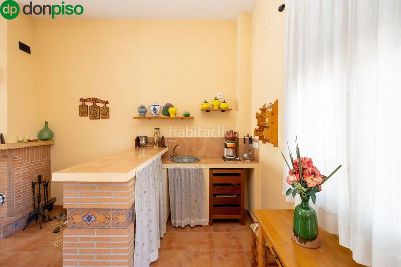 Foto 39c11f5d-421b-4ecf-9644-89d7f4543d10. Casa adosada en leones 16 oportunidad de compra . en Albolote