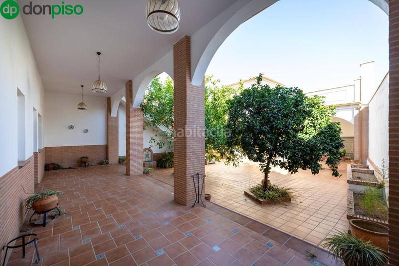 Foto 45206404-0e97-4bff-a096-8c76ab0dbf56. Casa adosada en leones 16 oportunidad de compra . en Albolote