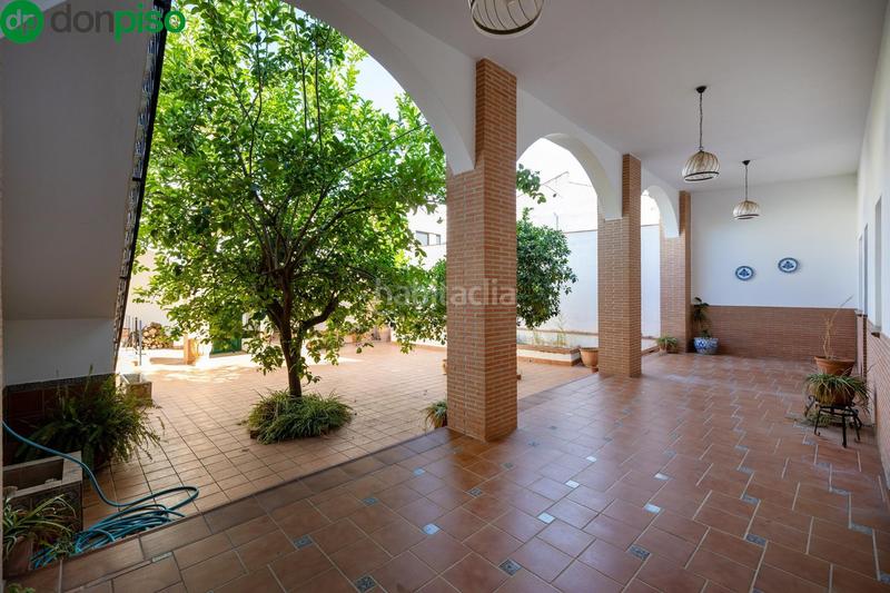 Foto 6d8000dc-ae5c-4596-b589-e09753ba754a. Casa adosada en leones 16 oportunidad de compra . en Albolote