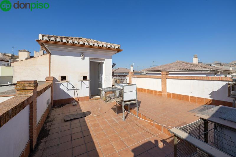 Foto a000e3e9-0a0e-4746-9e39-e257fe7d7b4d. Casa adosada en leones 16 oportunidad de compra . en Albolote