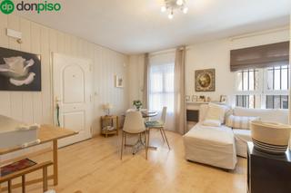 Apartament  Calle del agua de cartuja. Coqueto apartamento junto a calle ancha de capuchinos con cocher