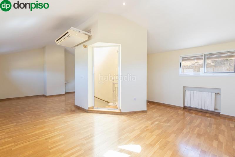 Foto 2ece4a03-5608-47ec-ab4f-07071ff247c5. Reihenhaus mit heizung parking pool in Camino de los Neveros - Serrallo Granada